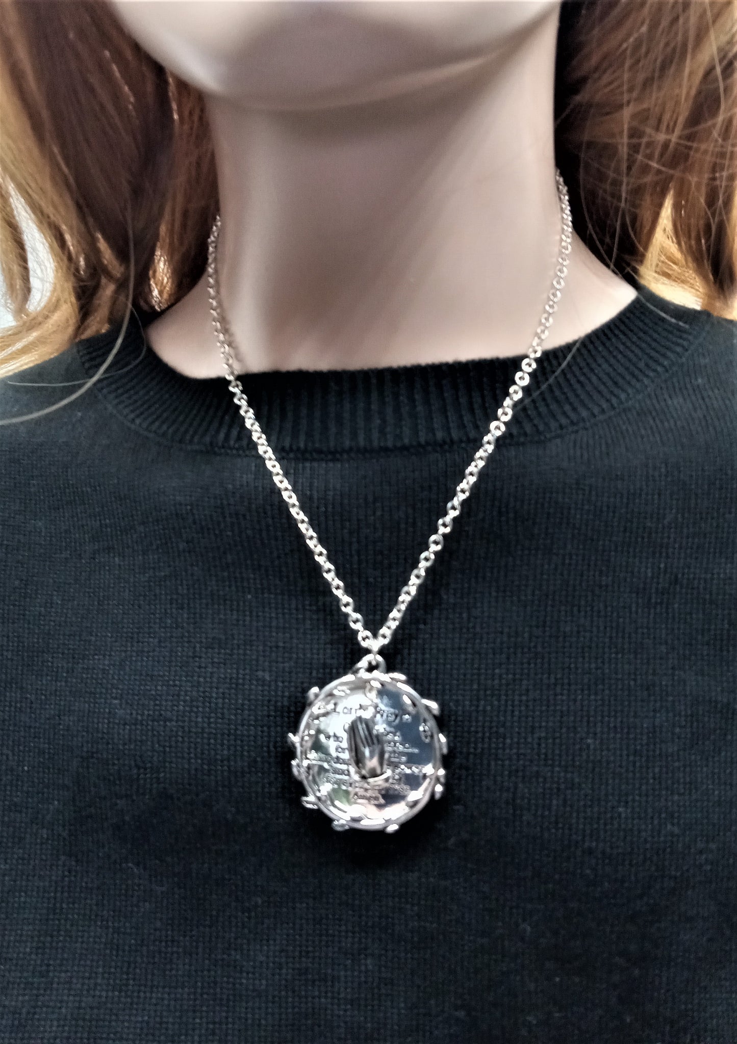 https://www.artistryjewelry.net/products/the-lords-prayer-necklace