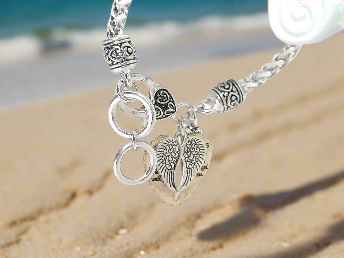 https://www.artistryjewelry.net/products/lovely-angel-blessing-bracelet