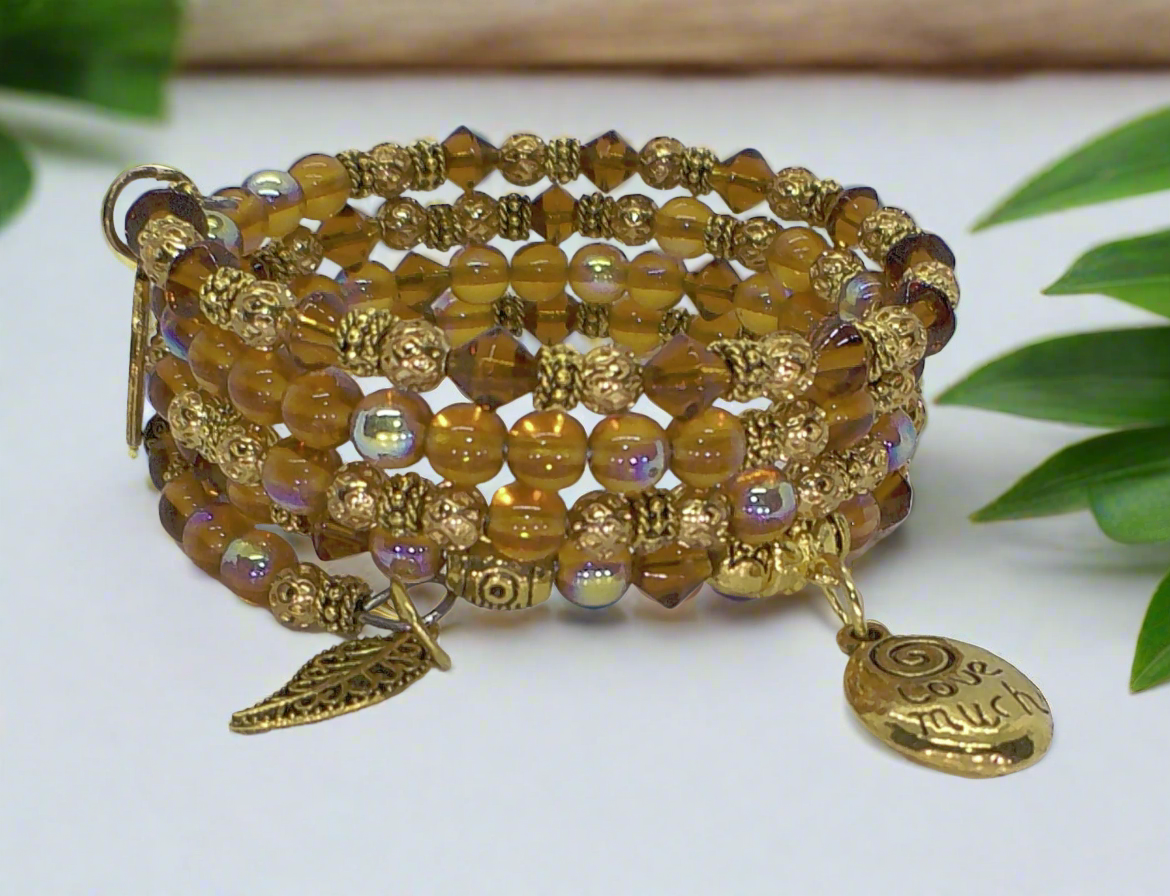 https://www.artistryjewelry.net/products/lovely-sparkles-of-brown-bracelet