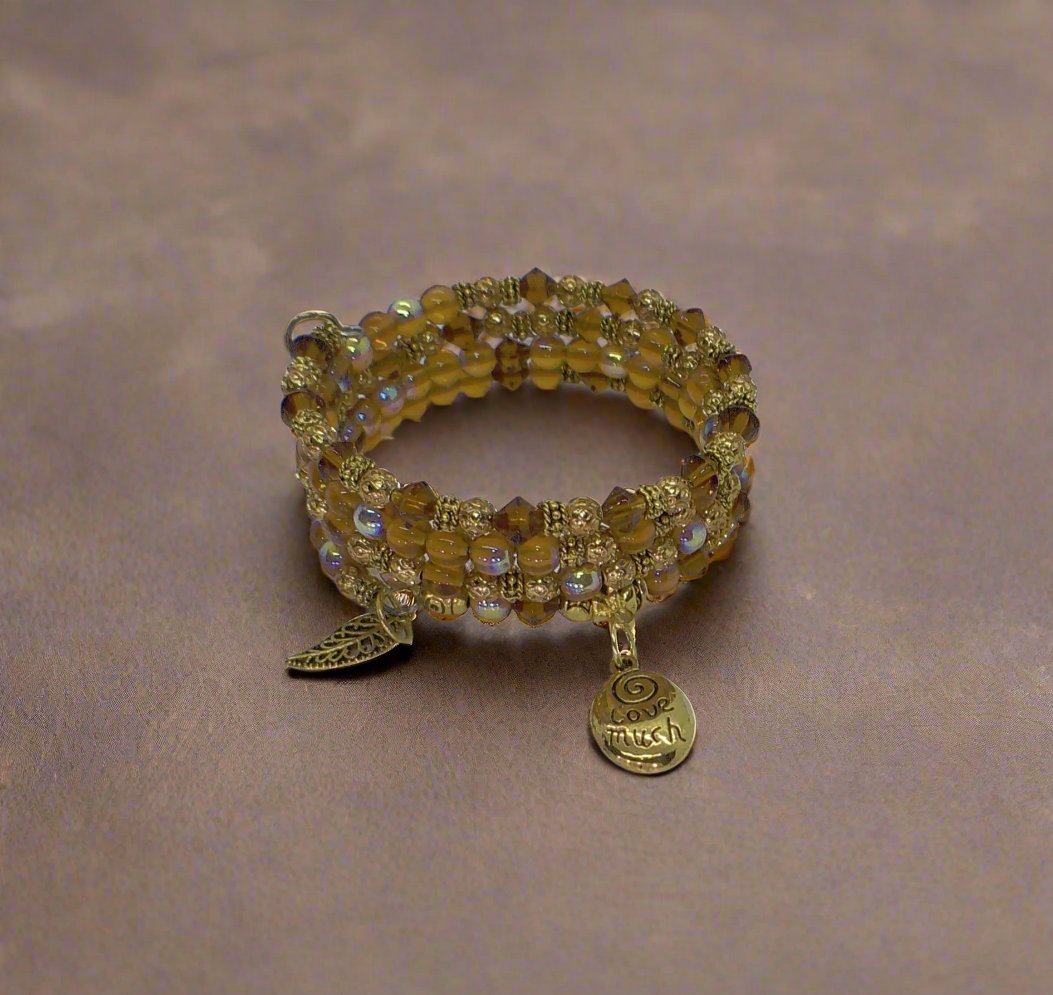 https://www.artistryjewelry.net/products/lovely-sparkles-of-brown-bracelet