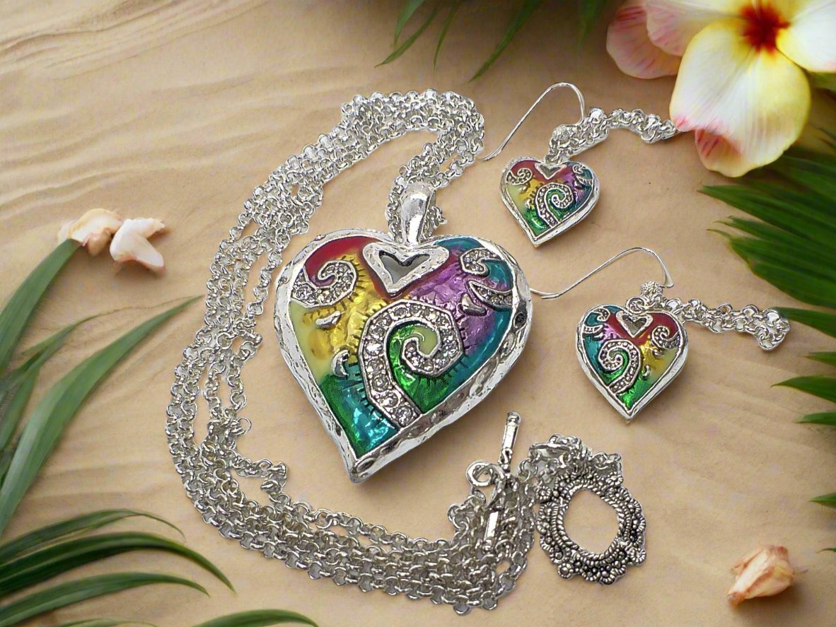 https://www.artistryjewelry.net/products/fabulous-colored-hearts-necklace-set