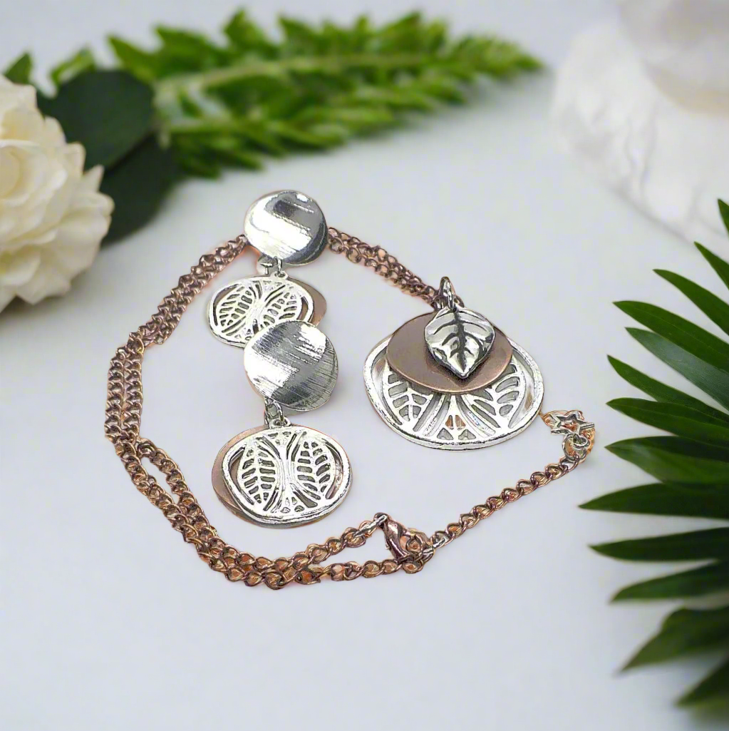 https://www.artistryjewelry.net/products/charming-copper-leaves-necklace-set