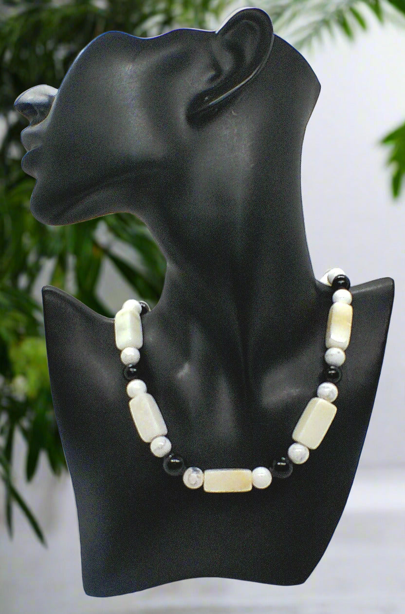 https://www.artistryjewelry.net/products/lovely-shades-of-white