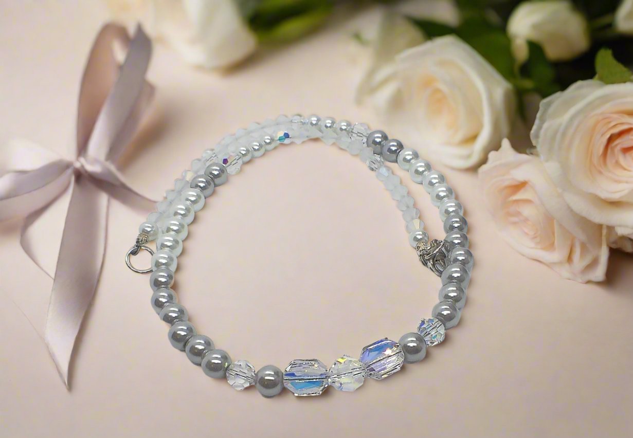 https://www.artistryjewelry.net/products/glamour-and-glitz-designer-necklace