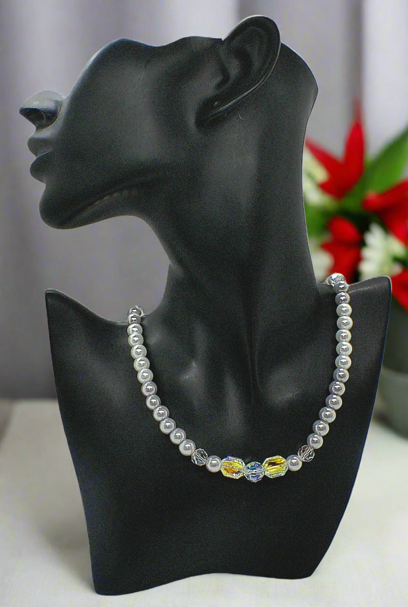 https://www.artistryjewelry.net/products/glamour-and-glitz-designer-necklace