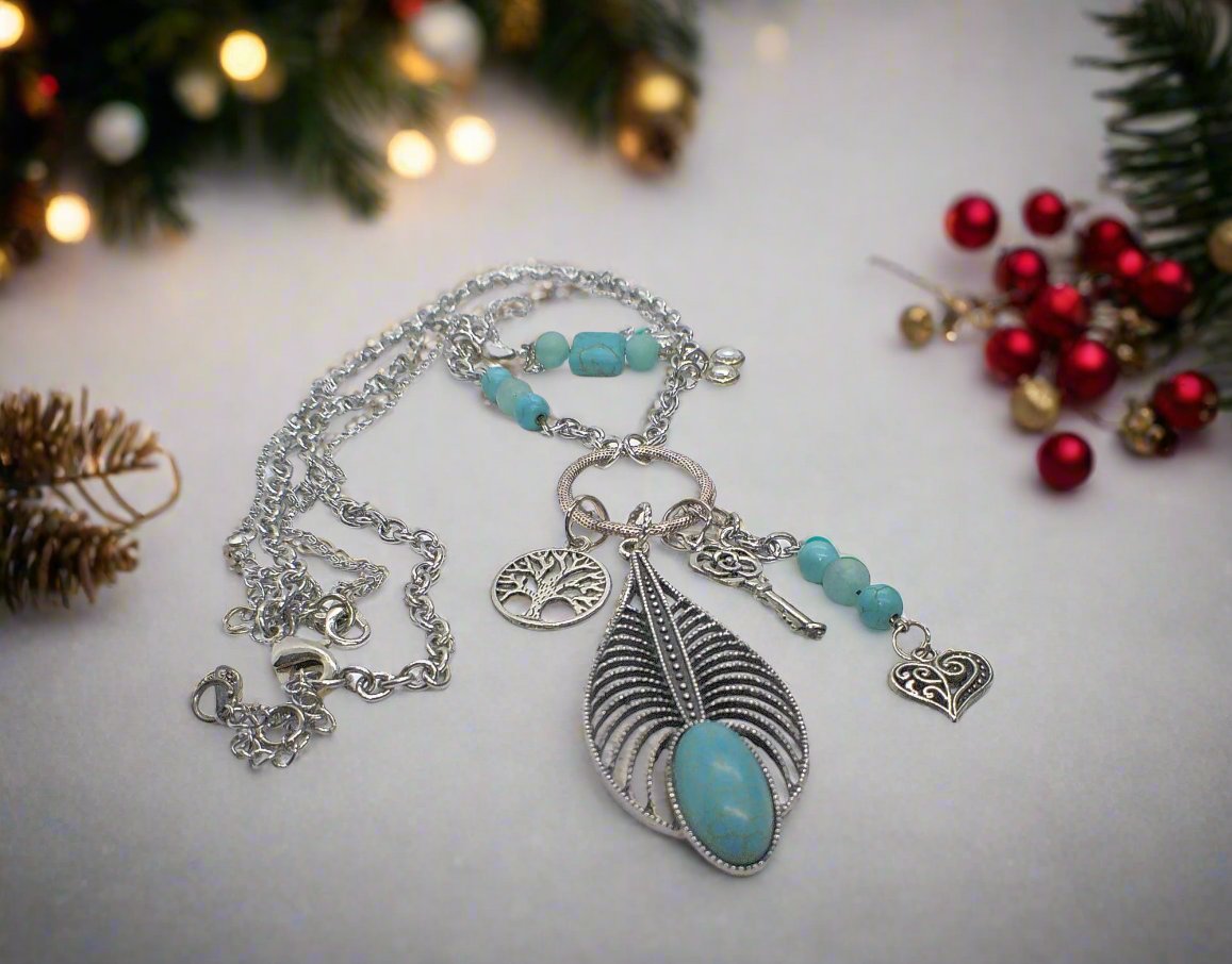 https://www.artistryjewelry.net/products/stunning-chain-and-turquoise