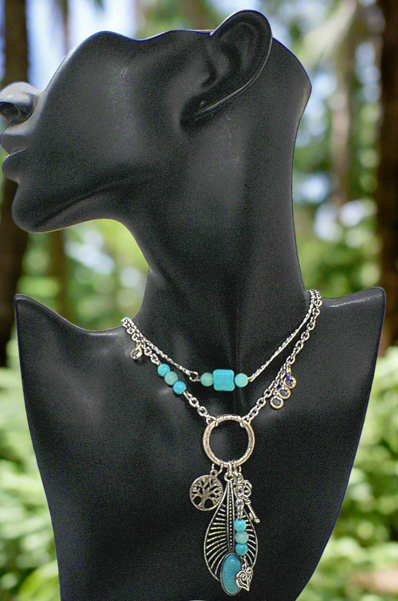 https://www.artistryjewelry.net/products/stunning-chain-and-turquoise