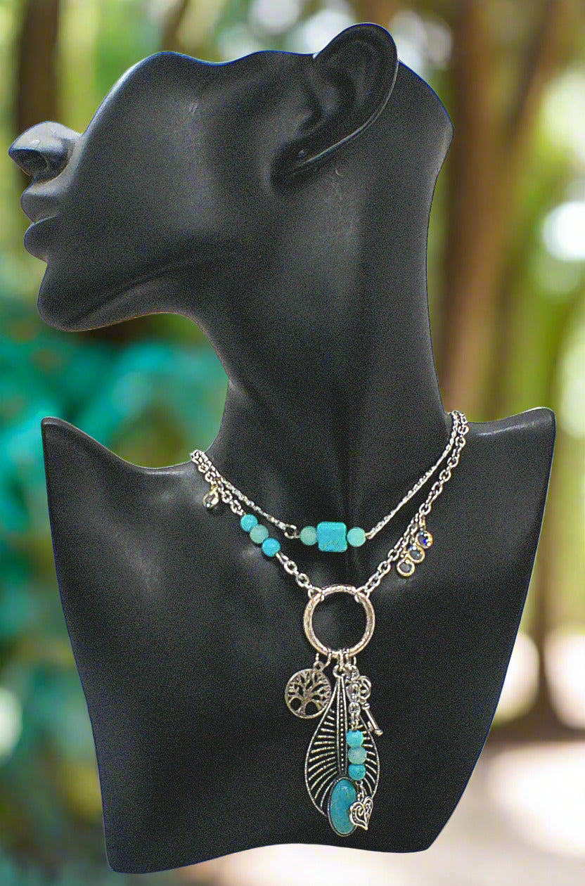 https://www.artistryjewelry.net/products/stunning-chain-and-turquoise
