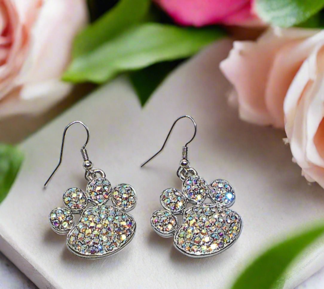 https://www.artistryjewelry.net/products/paw-earrings