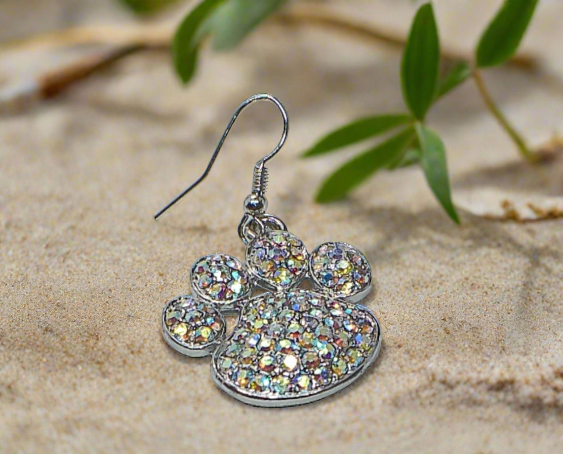 https://www.artistryjewelry.net/products/paw-earrings