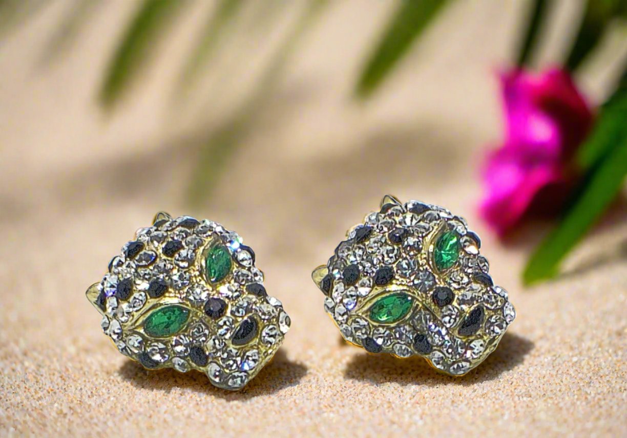 https://www.artistryjewelry.net/products/dynamic-animal-earrings