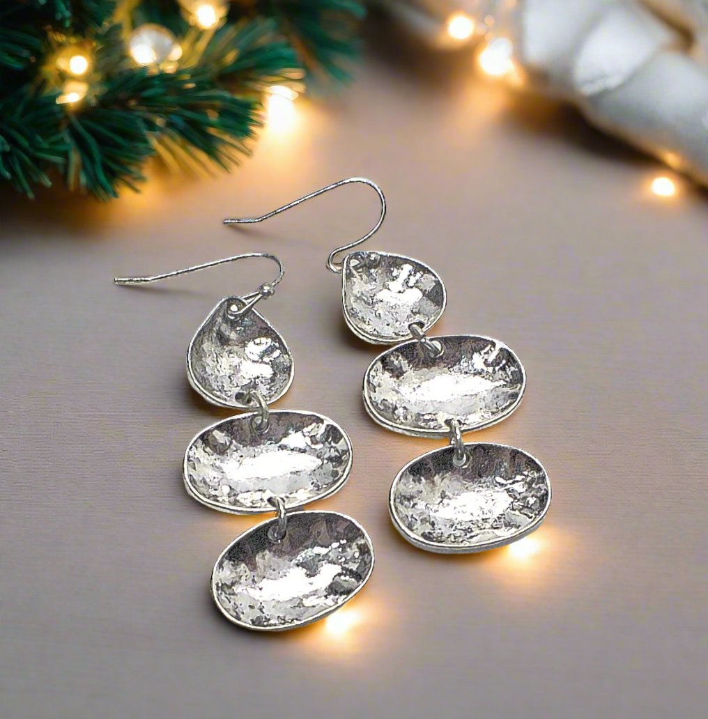 https://www.artistryjewelry.net/products/multi-disc-drop-earrings