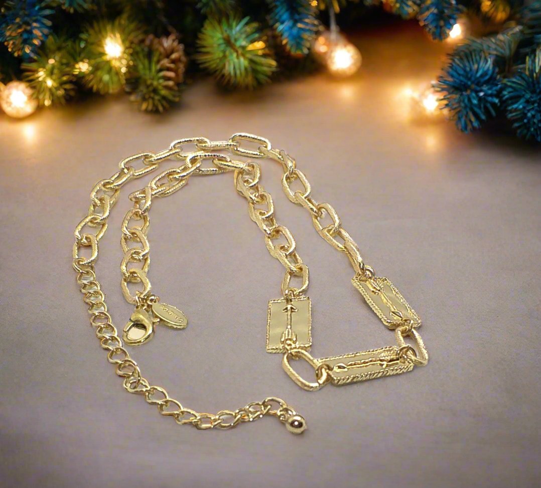 https://www.artistryjewelry.net/products/lovely-gold-arrow-necklace