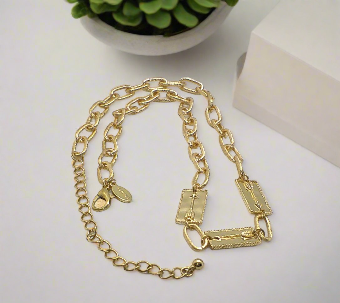 https://www.artistryjewelry.net/products/lovely-gold-arrow-necklace