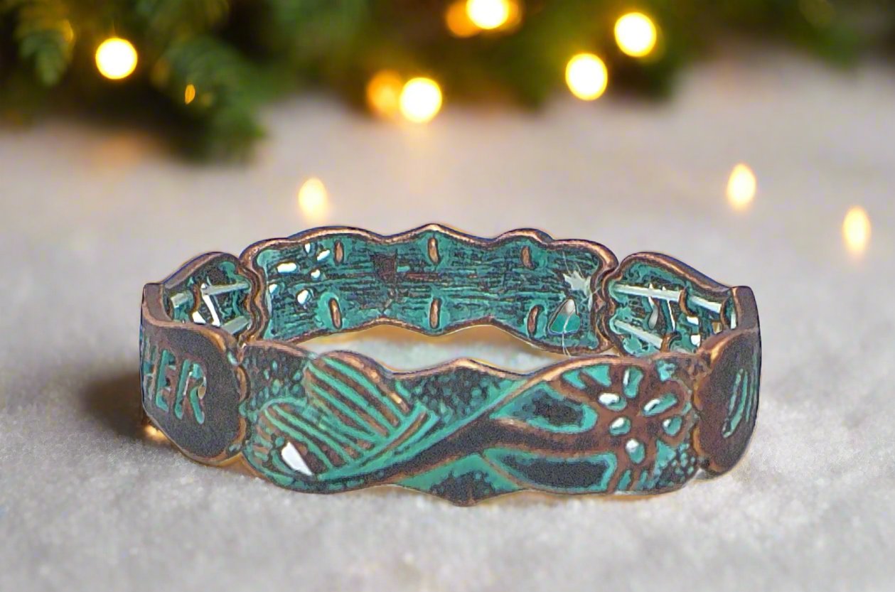 https://www.artistryjewelry.net/products/fantastic-patina-daughter-bracelet