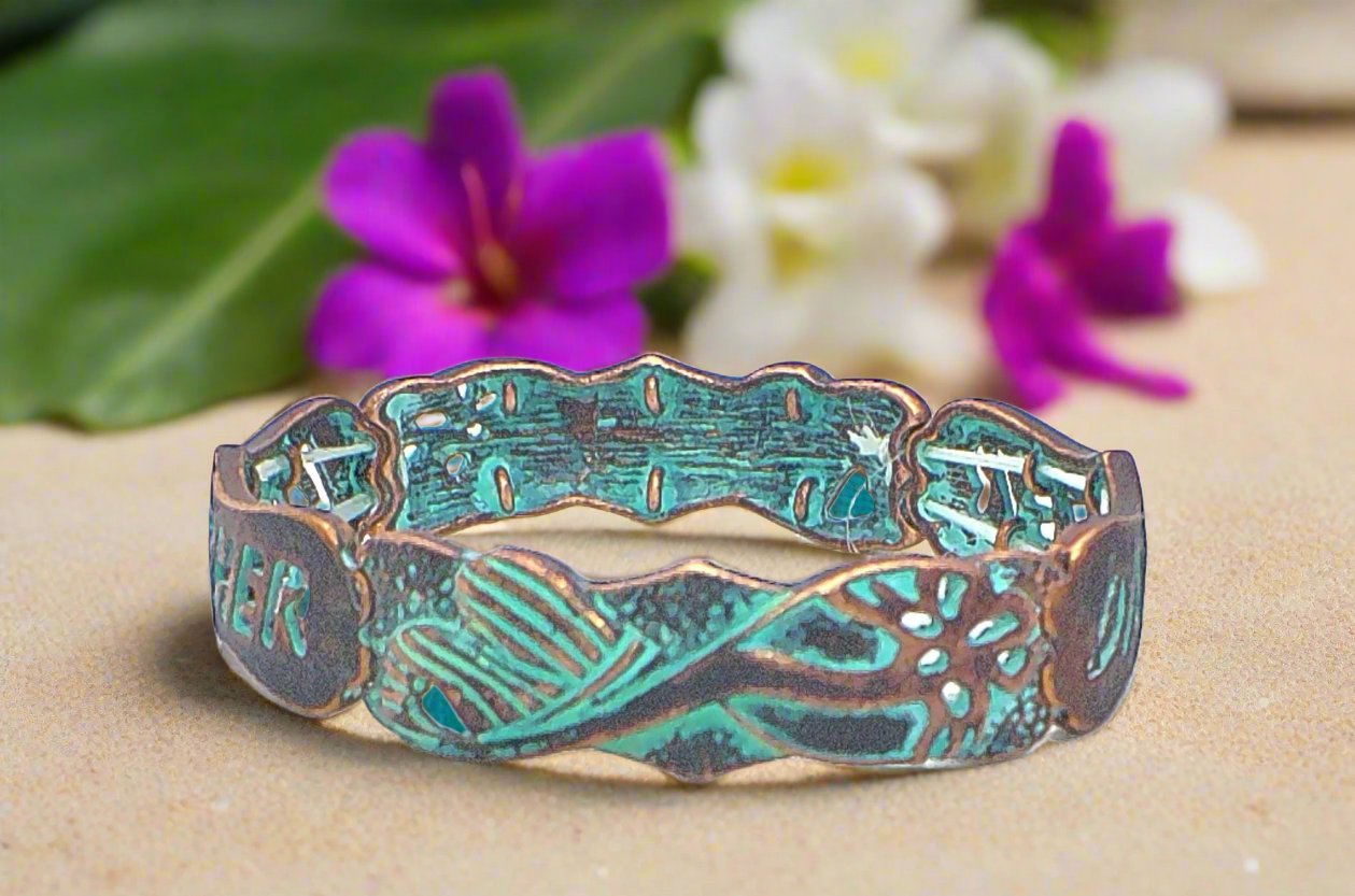 https://www.artistryjewelry.net/products/fantastic-patina-daughter-bracelet