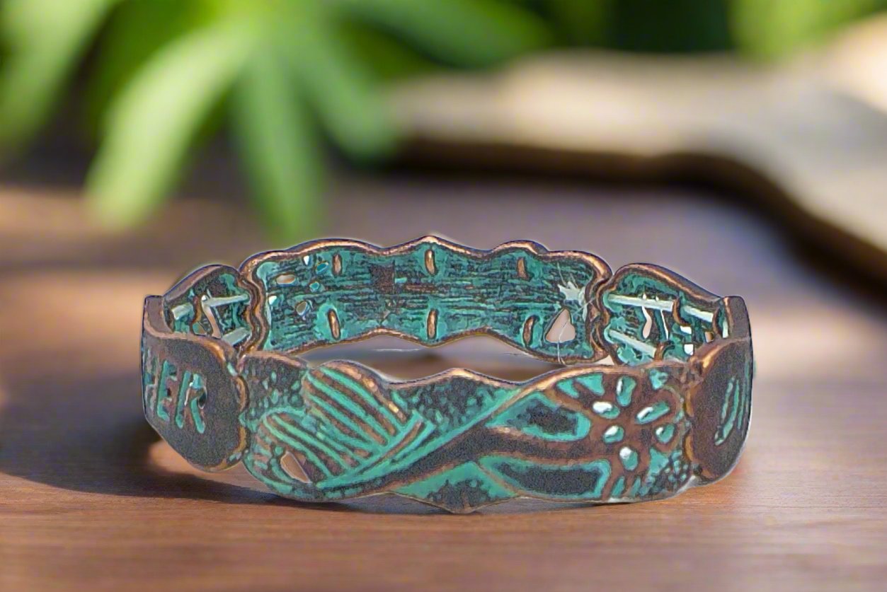 https://www.artistryjewelry.net/products/fantastic-patina-daughter-bracelet