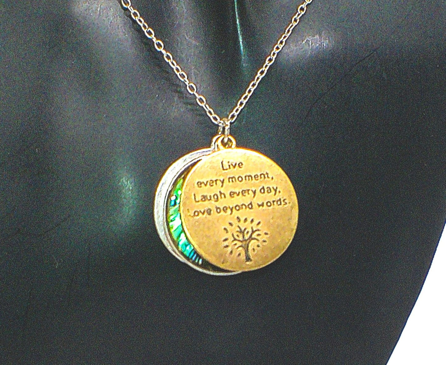 https://www.artistryjewelry.net/products/lovely-triple-circle-abalone-necklace