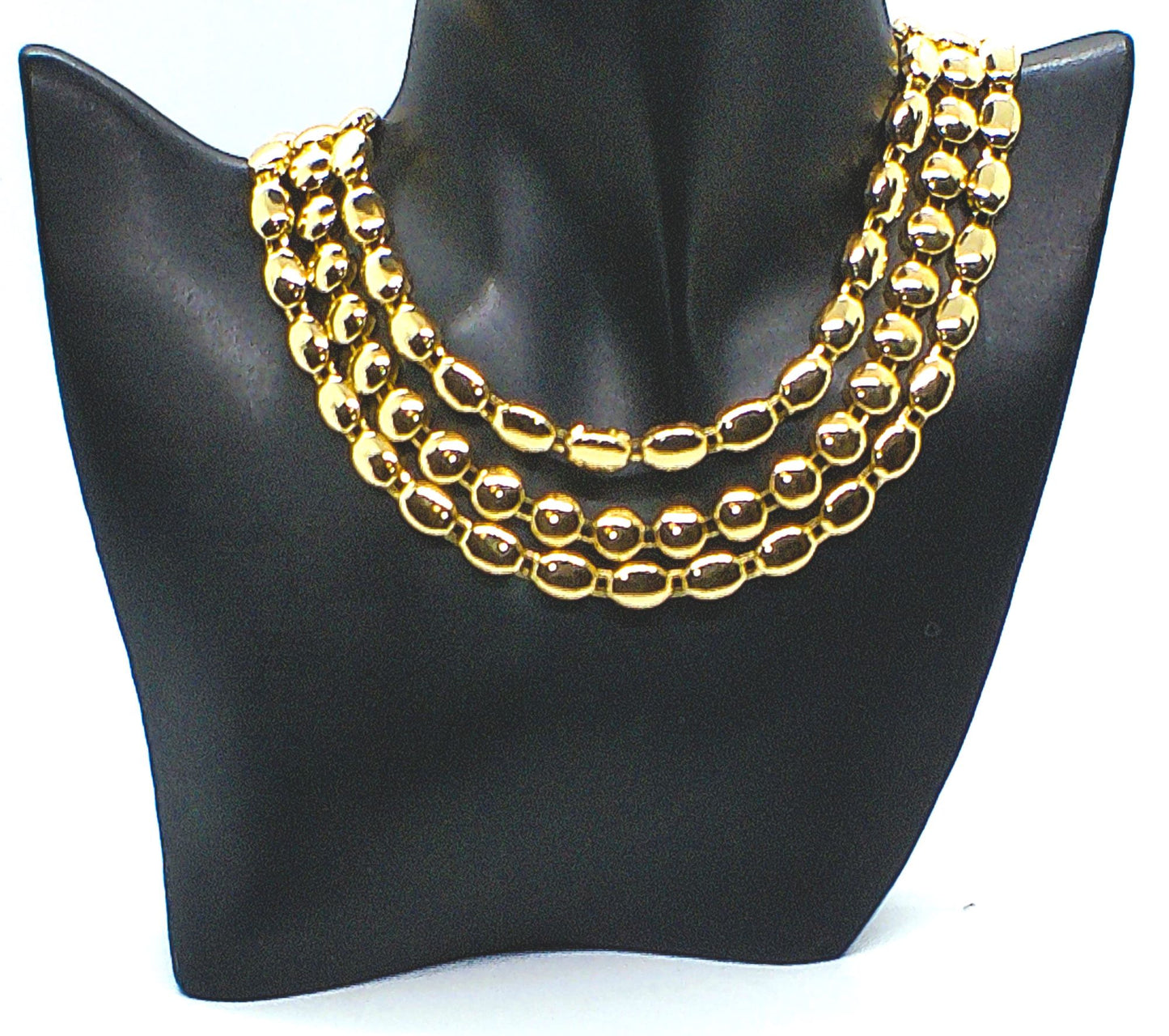 https://www.artistryjewelry.net/products/layered-curb-chain-necklace
