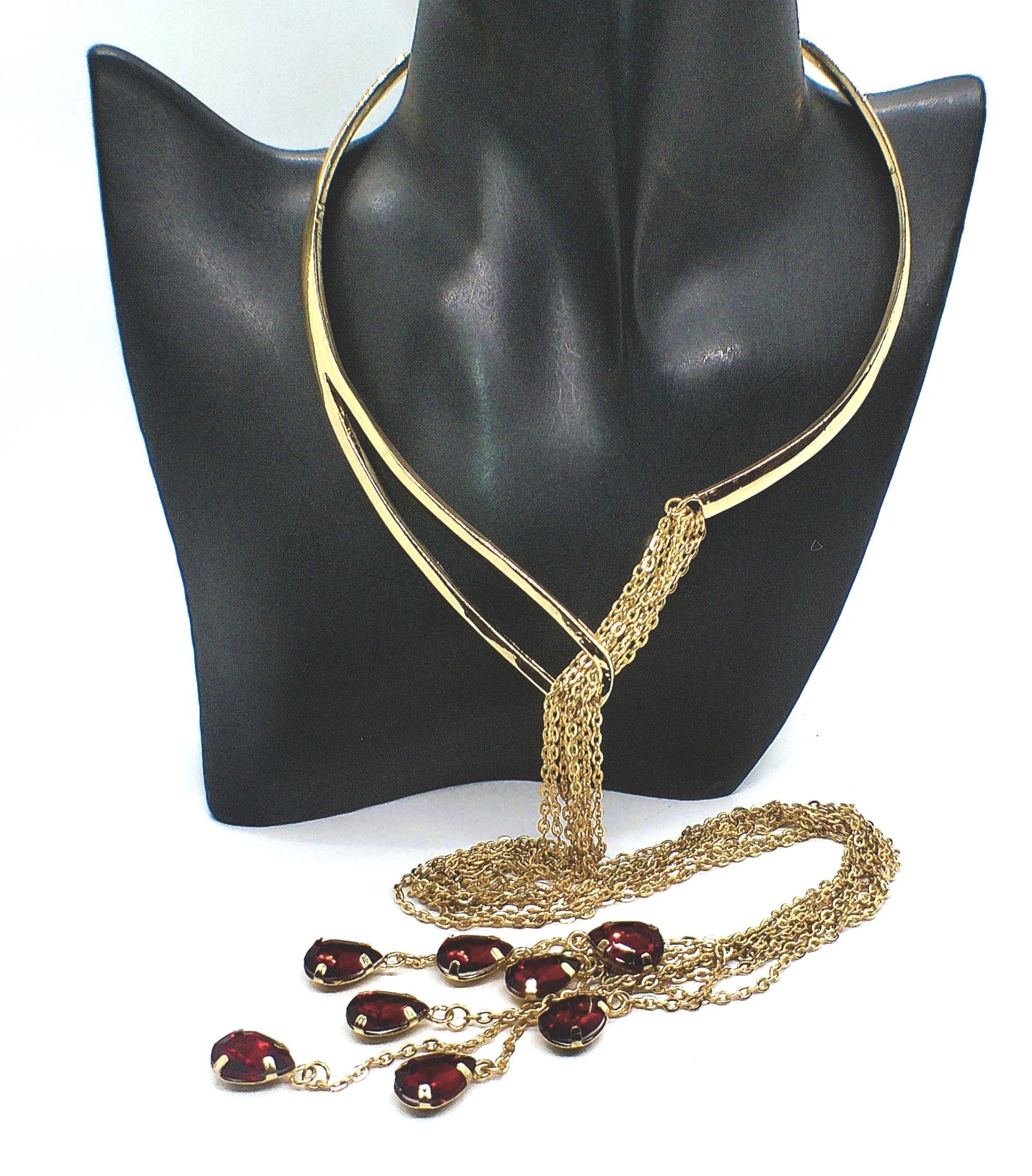 https://www.artistryjewelry.net/products/multi-chain-fringe-choker