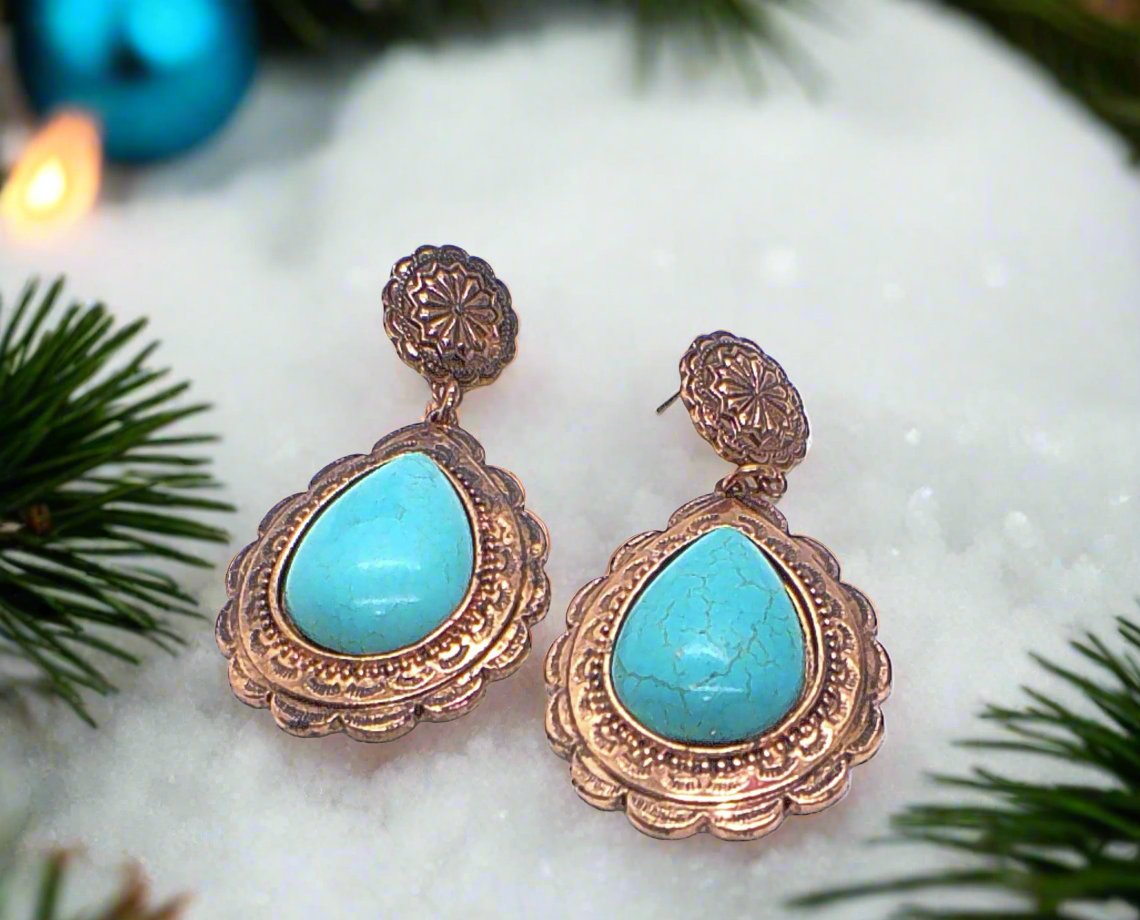 https://www.artistryjewelry.net/products/lovely-copper-tone-teardrop-earrings