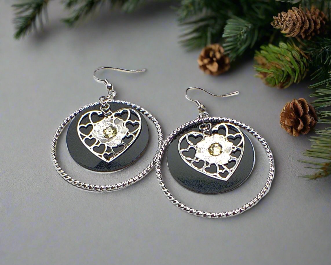 https://www.artistryjewelry.net/products/charming-heart-earrings