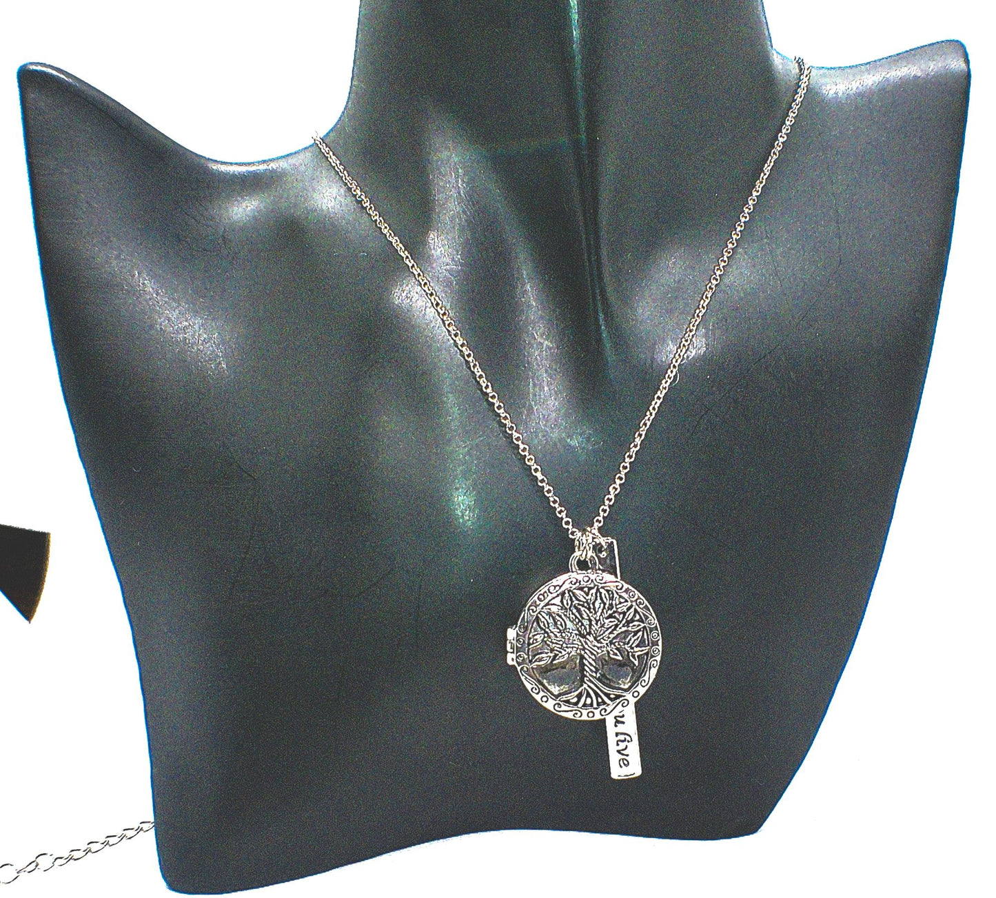 https://www.artistryjewelry.net/products/love-the-life-you-live-necklace