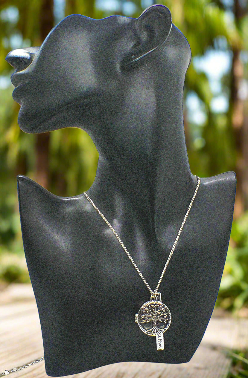 https://www.artistryjewelry.net/products/love-the-life-you-live-necklace