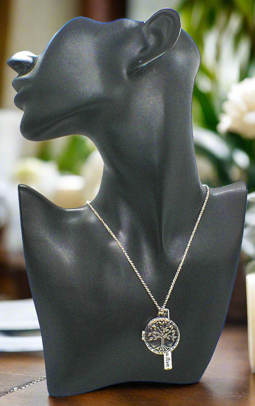 https://www.artistryjewelry.net/products/love-the-life-you-live-necklace