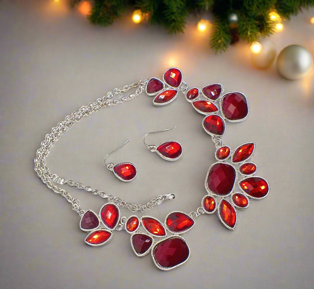 https://www.artistryjewelry.net/products/red-and-silver-necklace-set
