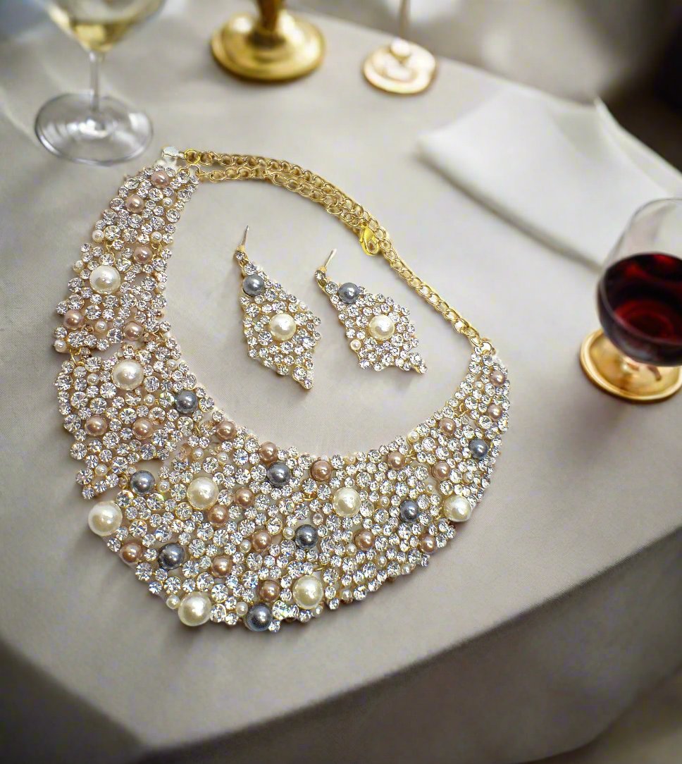 https://www.artistryjewelry.net/products/pearls-and-rhinestones