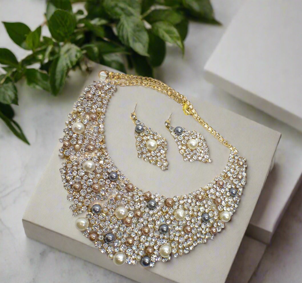 https://www.artistryjewelry.net/products/pearls-and-rhinestones