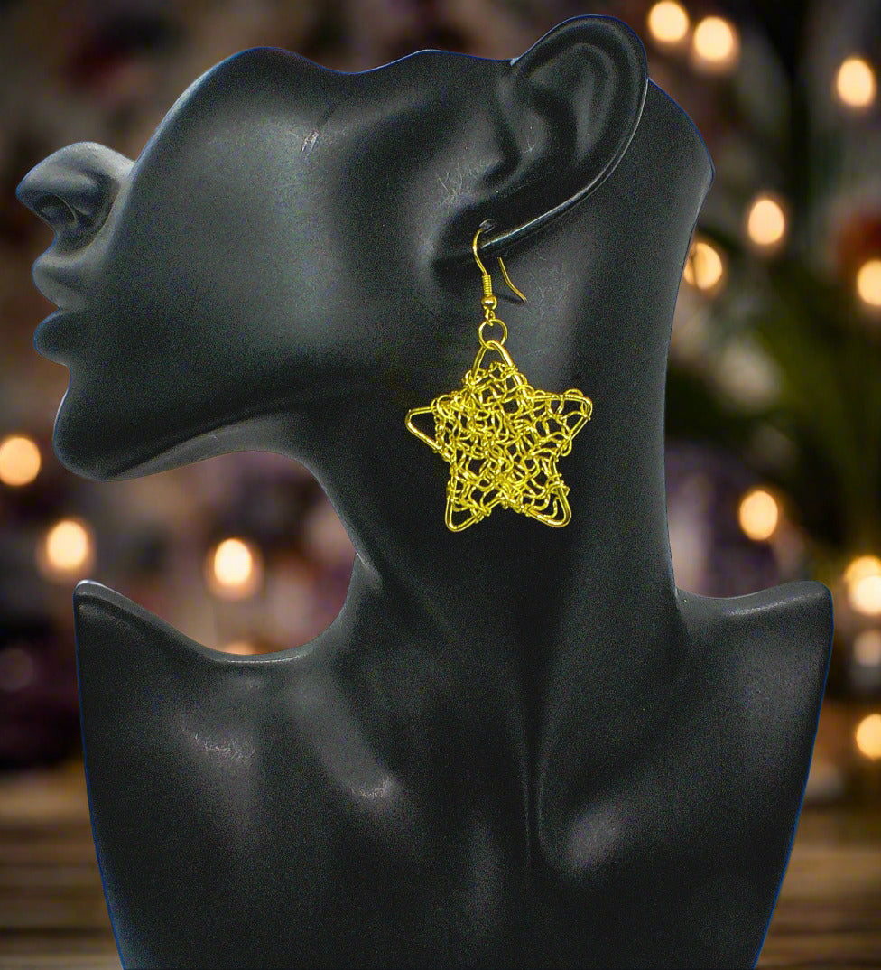 https://www.artistryjewelry.net/products/starlight-earrings