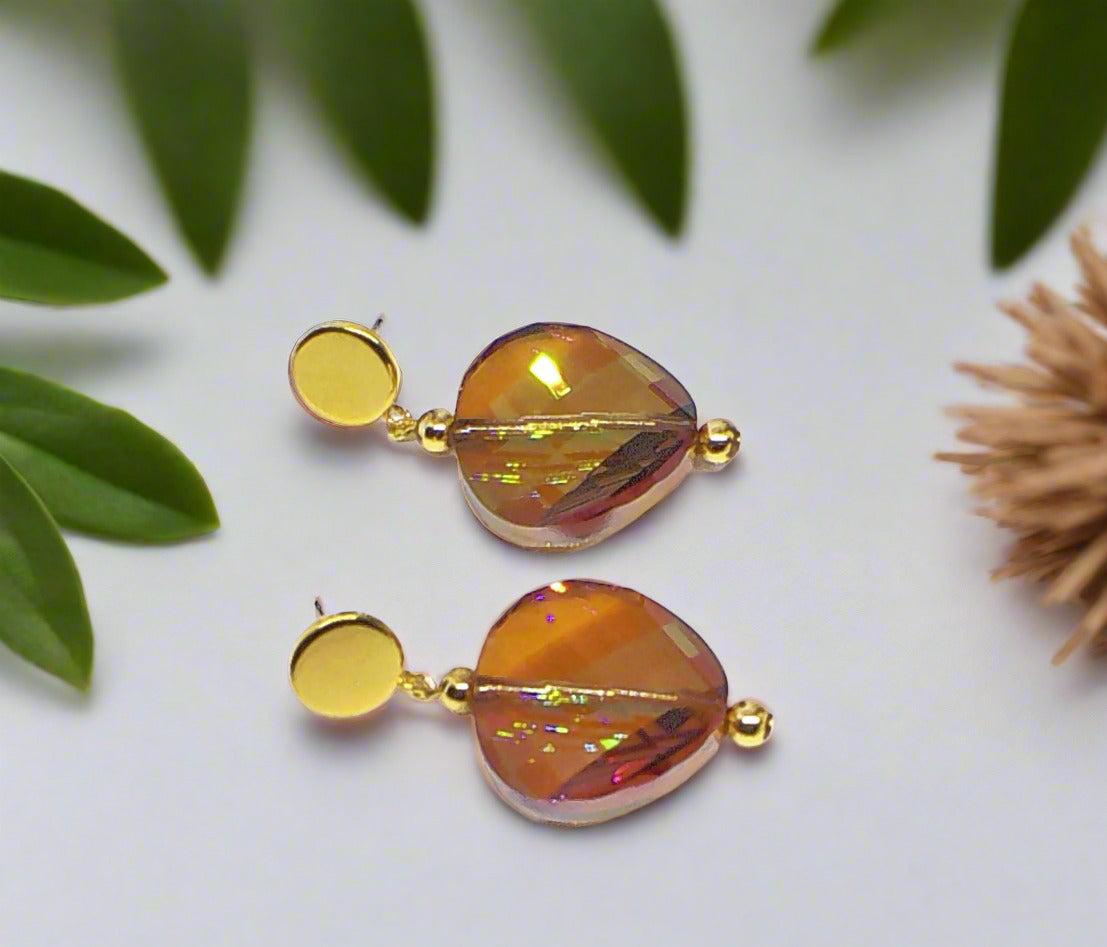 https://www.artistryjewelry.net/products/exquisite-copper-crystal-twist-and-gold-earrings