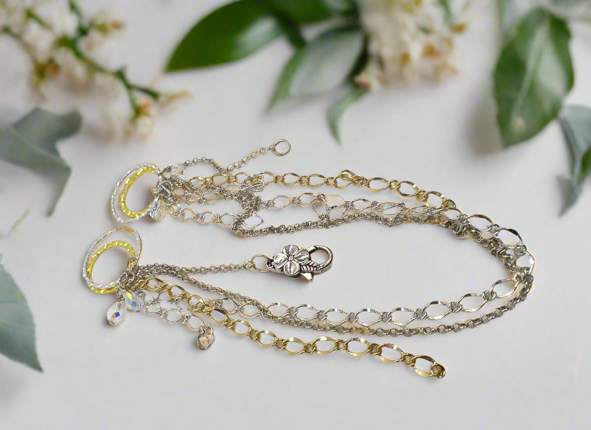 https://www.artistryjewelry.net/products/strands-of-silver-necklace