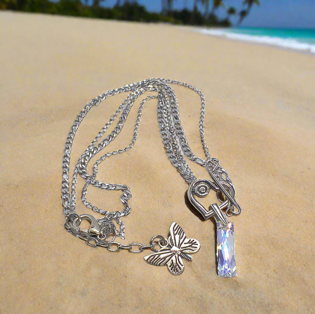 https://www.artistryjewelry.net/products/a-heart-for-you-necklace