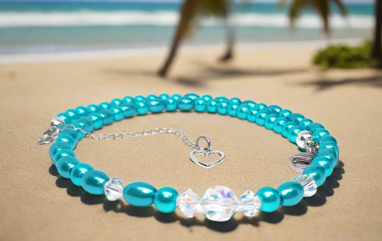 Gorgeous Turquoise, Crystal and Silver Necklace