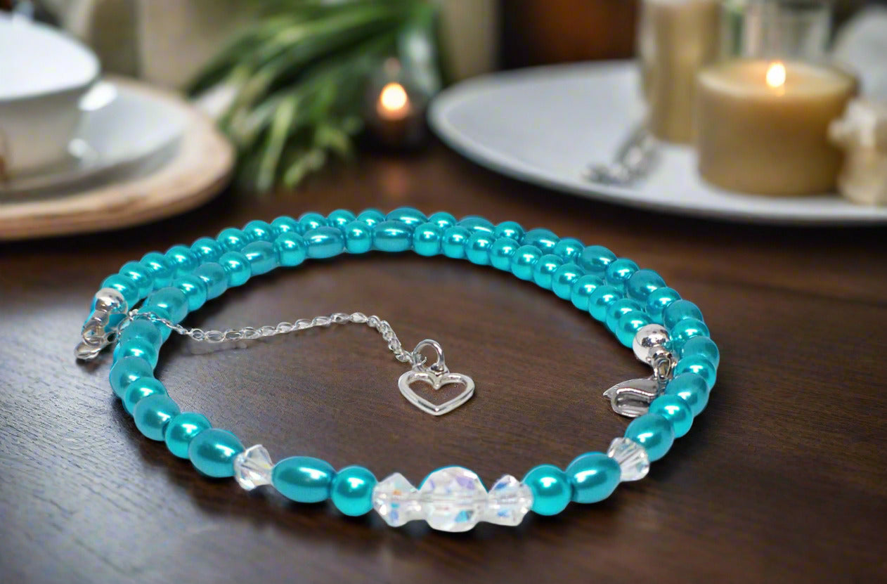 Gorgeous Turquoise, Crystal and Silver Necklace