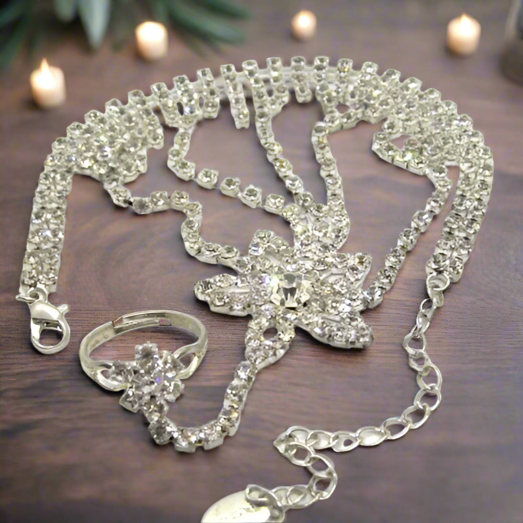 https://www.artistryjewelry.net/products/rhinestones-for-the-wrist-and-finger-bracelet