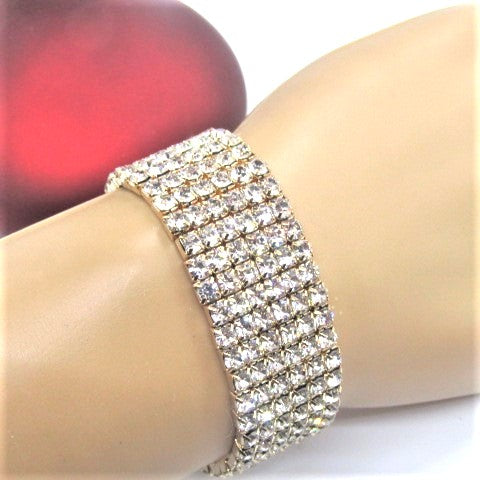 https://www.artistryjewelry.net/products/stunning-gold-rhinestone-bracelet