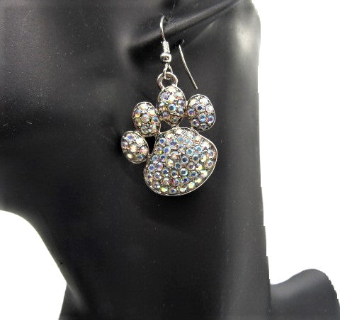 https://www.artistryjewelry.net/products/paw-earrings