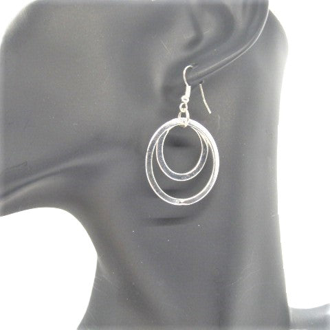 https://www.artistryjewelry.net/products/fantastic-silver-circle-earrings