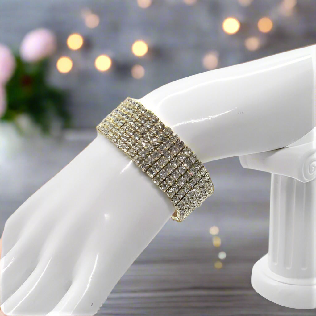 https://www.artistryjewelry.net/products/stunning-gold-rhinestone-bracelet