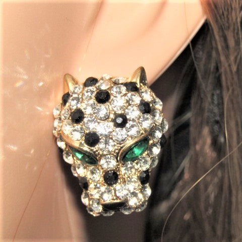https://www.artistryjewelry.net/products/dynamic-animal-earrings