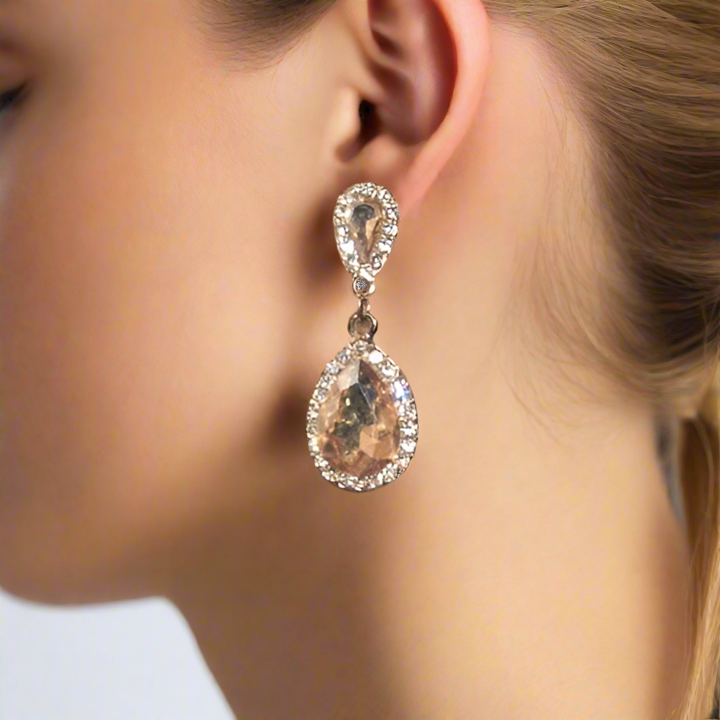 Lovely Champagne Teardrop Rhinestone Earrings