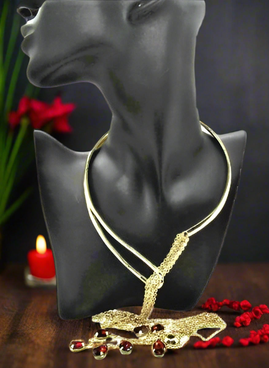 https://www.artistryjewelry.net/products/multi-chain-fringe-choker