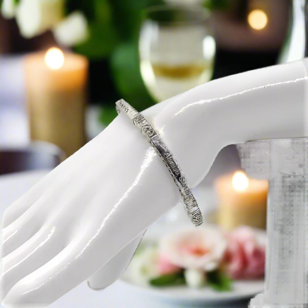 https://www.artistryjewelry.net/products/lovely-sisters-and-friends-inspirational-bracelet