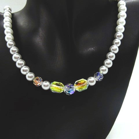 https://www.artistryjewelry.net/products/glamour-and-glitz-designer-necklace