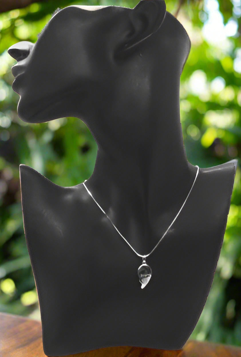 https://www.artistryjewelry.net/products/best-friends-forever-dual-necklace-a-and-c-copy