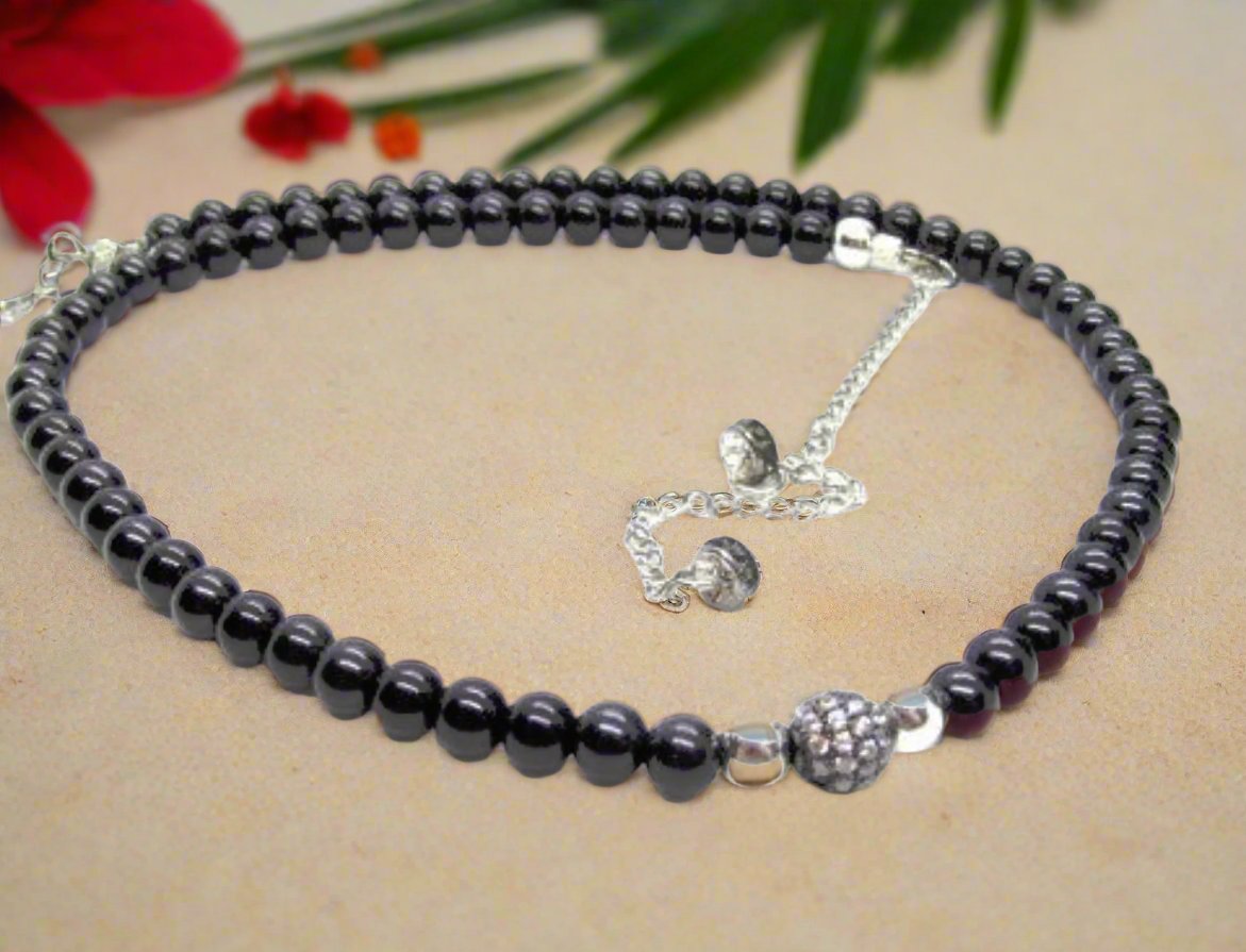 https://www.artistryjewelry.net/products/lovely-black-satin-luster-necklace